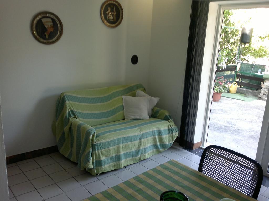 Guest House Violeta Palit Phòng bức ảnh